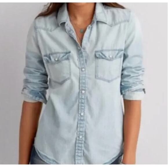 American Eagle Favorite Fit Pearl Snap Button Down Denim Shirt Size XS Western - Picture 11 of 11